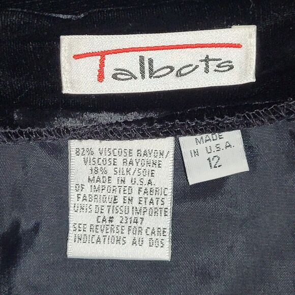 TALBOTS Black Velvet Silk Blend Maxi Skirt Size 12 Back Slit Lined Gothic - Picture 8 of 8